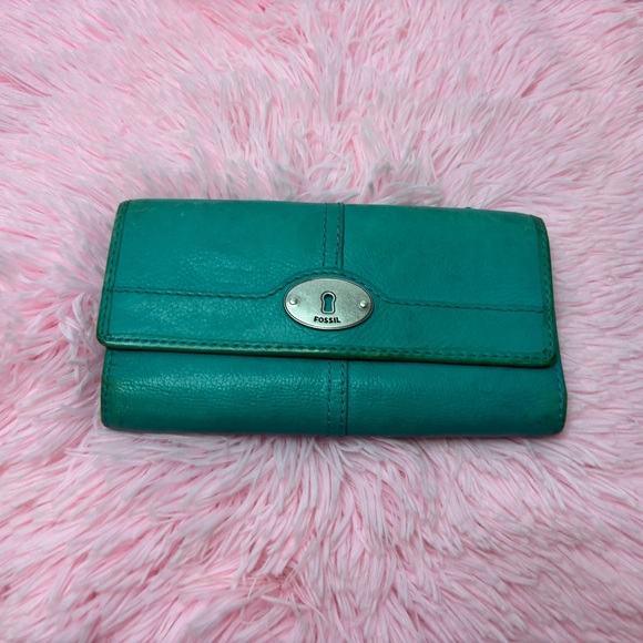 Fossil Turquoise Leather Wallet - Picture 1 of 4